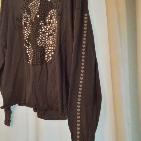 Lauren Moshi with Studded hearts T "The World Needs Love" long Sleeve hearts - Picture 3 of 8